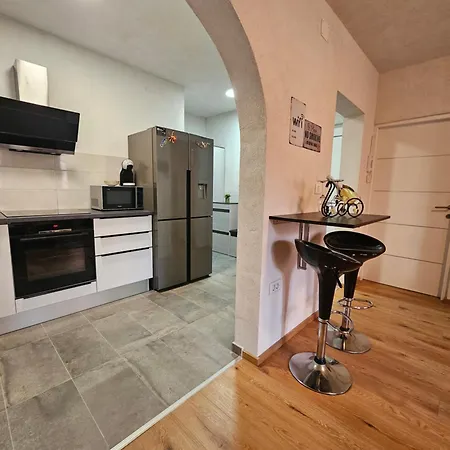 Apartment Oliva With Free Parking *