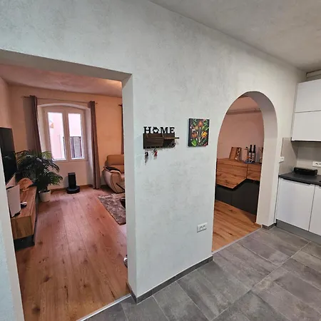 Apartment Oliva With Free Parking